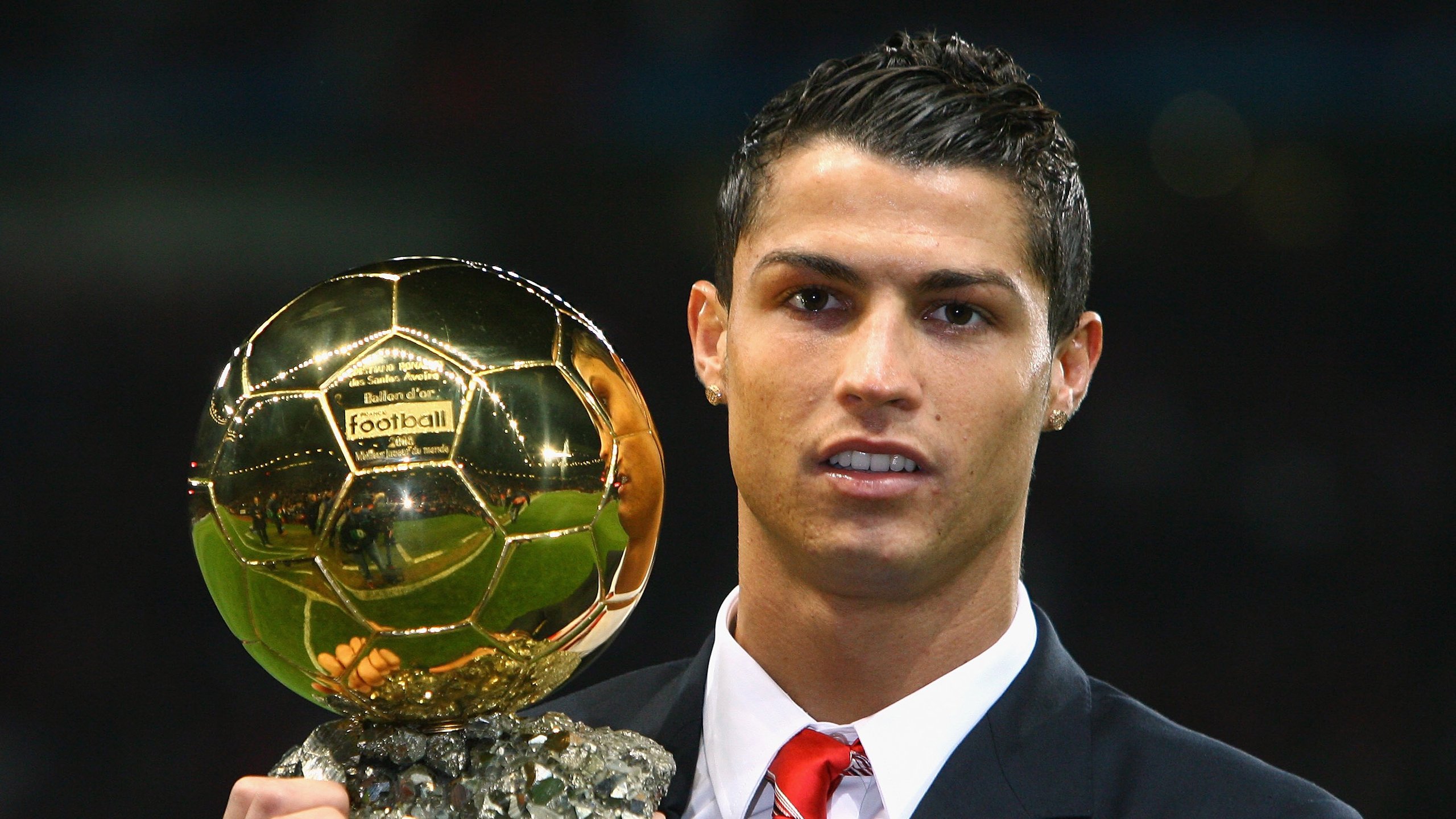 当红魔遇见石油金元,久保建英的稳定输出如何成为曼联对阵卡塔尔资本的关键变量