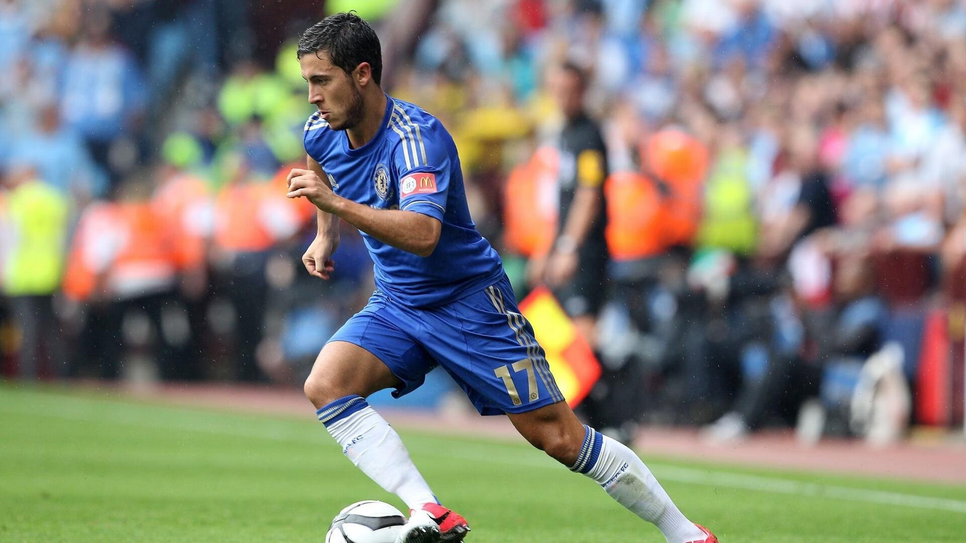 莱万掌控全局，巴黎末节发力带走土耳其—一场战术与意志的较量