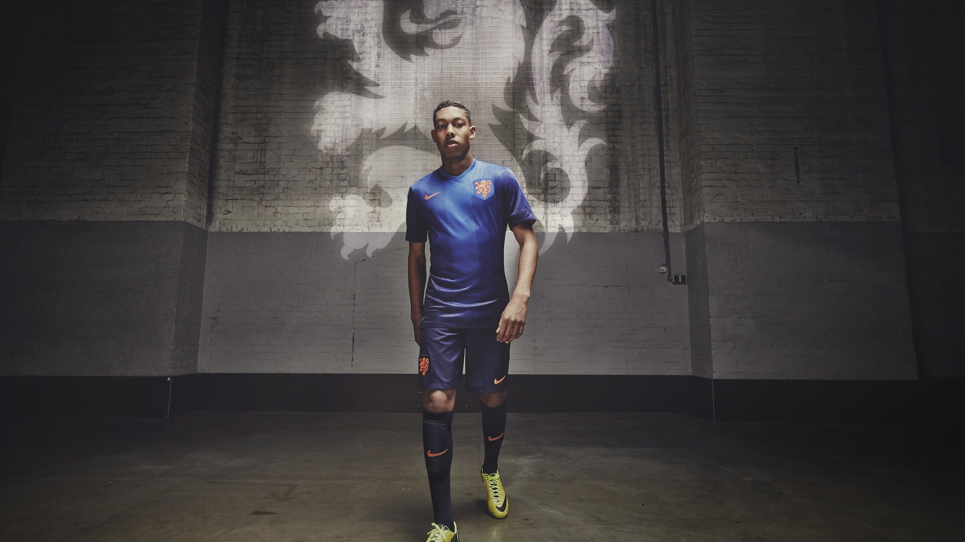 北欧巨兽咆哮圣西罗,哈兰德制胜一击,国际米兰补时绝杀威尔士